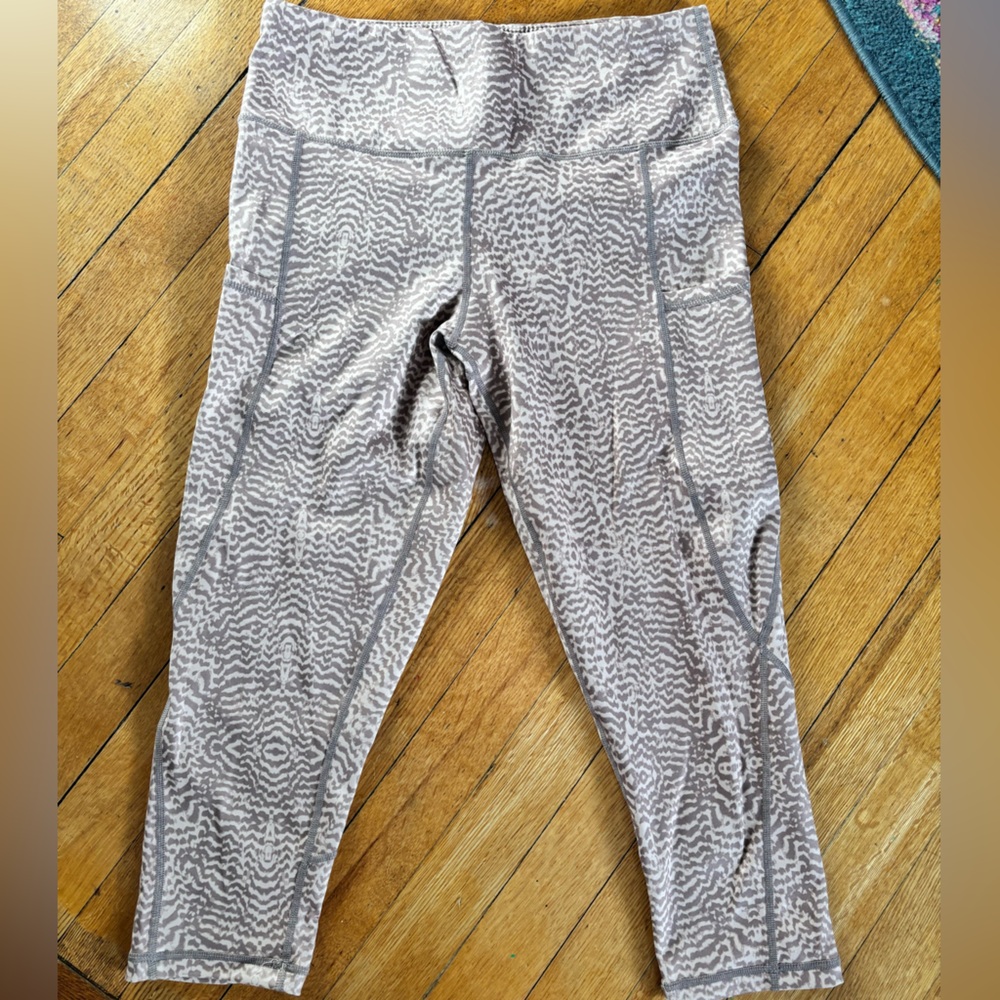 Cropped athletic legging